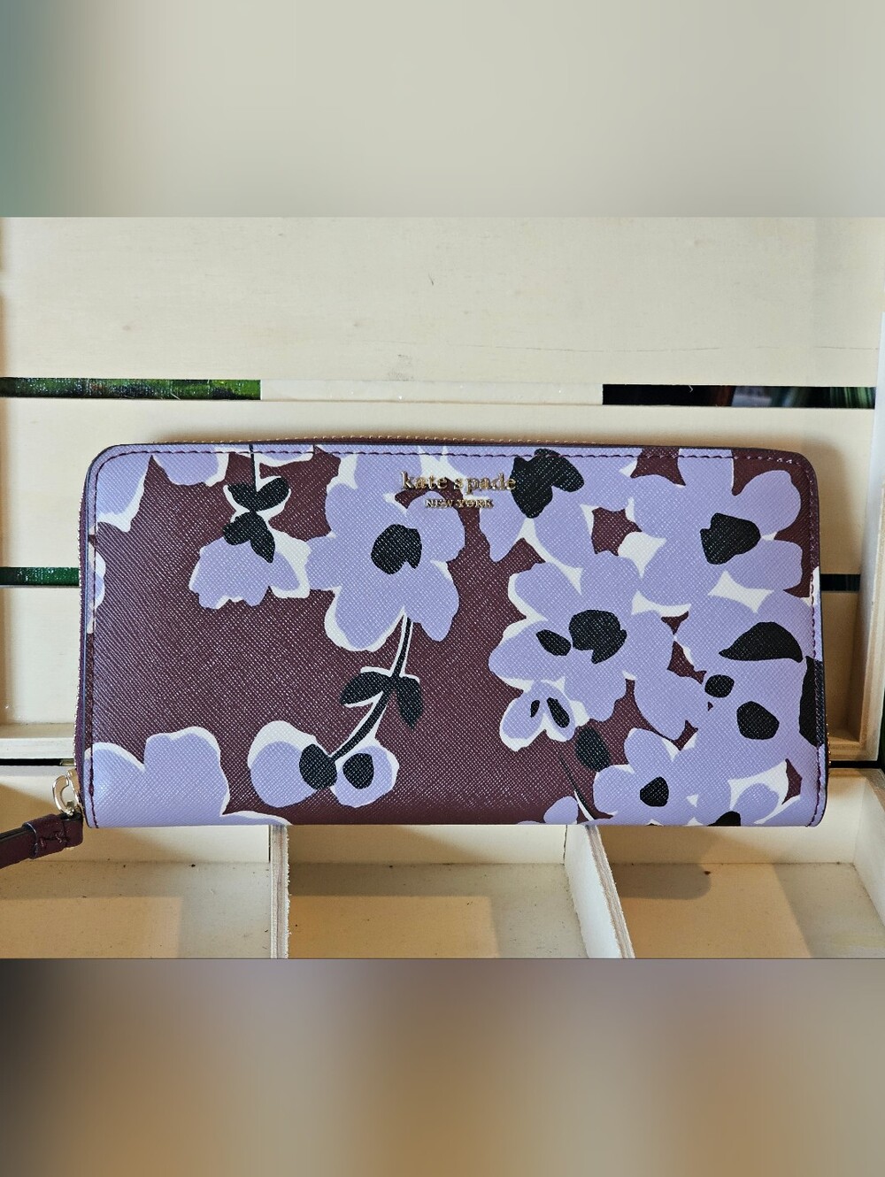 Kate Spade Cameron Floral Bouquet Contintenal Zip Wallet